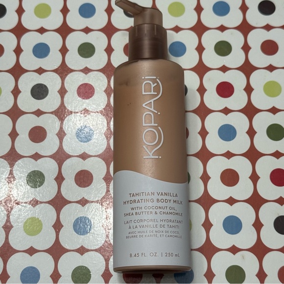 Kopari Tahitian Vanilla Body Milk moisturizer with Coconut Oil - Picture 2 of 8
